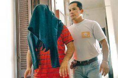 Detuvieron a un hombre que golpe� a su pareja y quem� con agua hirviendo a su beb�