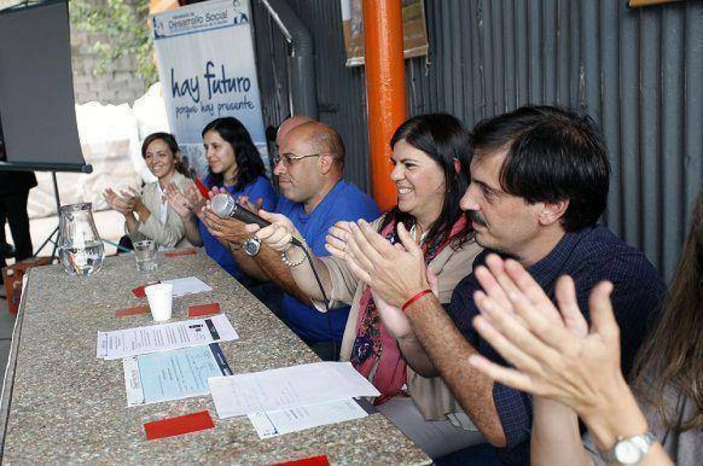Reconocimiento a cooperativa de recuperadores urbanos de Tigre