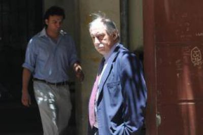 Alberto Lebbos se reuni� con el fiscal L�pez �vila para pedirle que investigue a Albaca