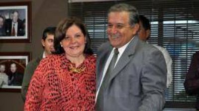 Opositores de Yerba Buena ir�n a la Justicia por las listas de contratados