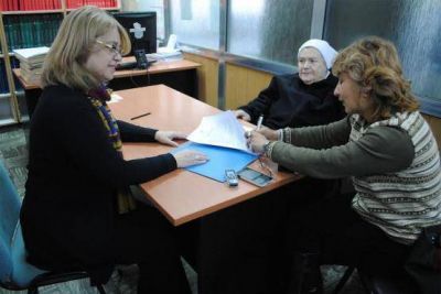 Ceden plan de obra para construcci�n del Colegio Santa Cruz de R�o Turbio