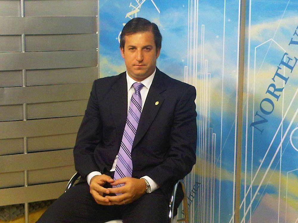 �QUIENES QUIERAN PERTENECER AL FRENTE DEBER�N APOYAR LA CANDIDATURA DE URTUBEY�