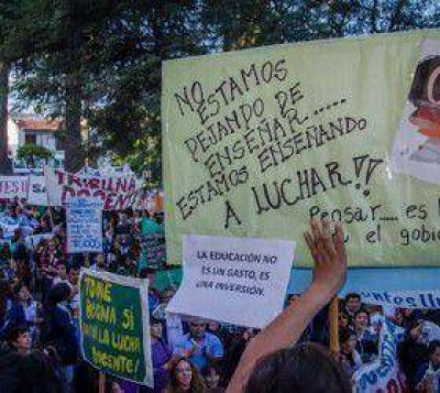�Contra el decretazo de Urtubey�