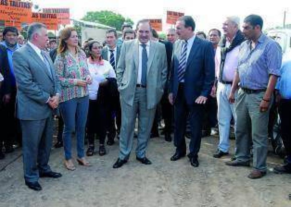 Alperovich busca bajar el tono de la pelea con el amayismo