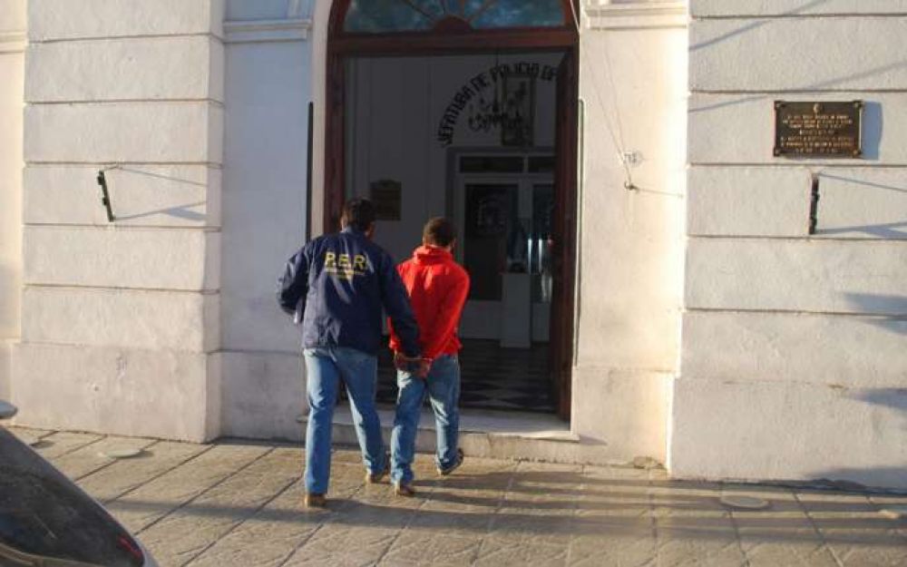 Detuvieron a un joven tras un allanamiento
