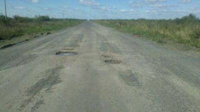 La Ruta Provincial 126 se parece a un camino dinamitado