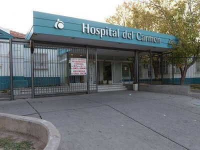 En un arrebato de ira un paciente de 26 a�os mat� de un fierrazo a un anciano internado en El Carmen