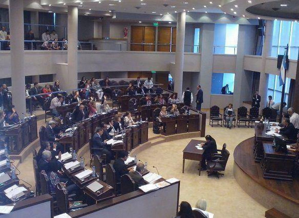 Diputados aprob� nuevos montos para el Impuesto Automotor
