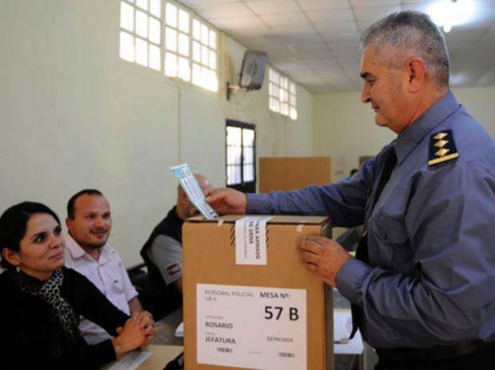 Hoy cierra la votaci�n para que polic�as y agentes penitenciarios elijan delegados