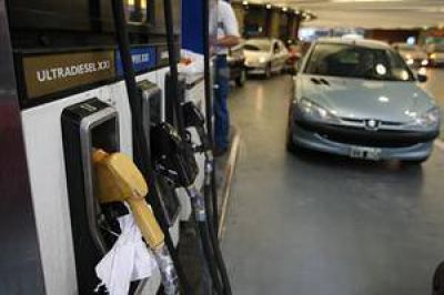Los combustibles subir�n 3,8% en mayo y acumular�n el quinto aumento en el a�o