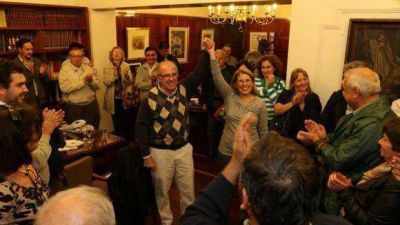Bard�n �pic� en punta en la elecci�n universitaria