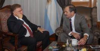 Una tregua entre Alperovich y Amaya