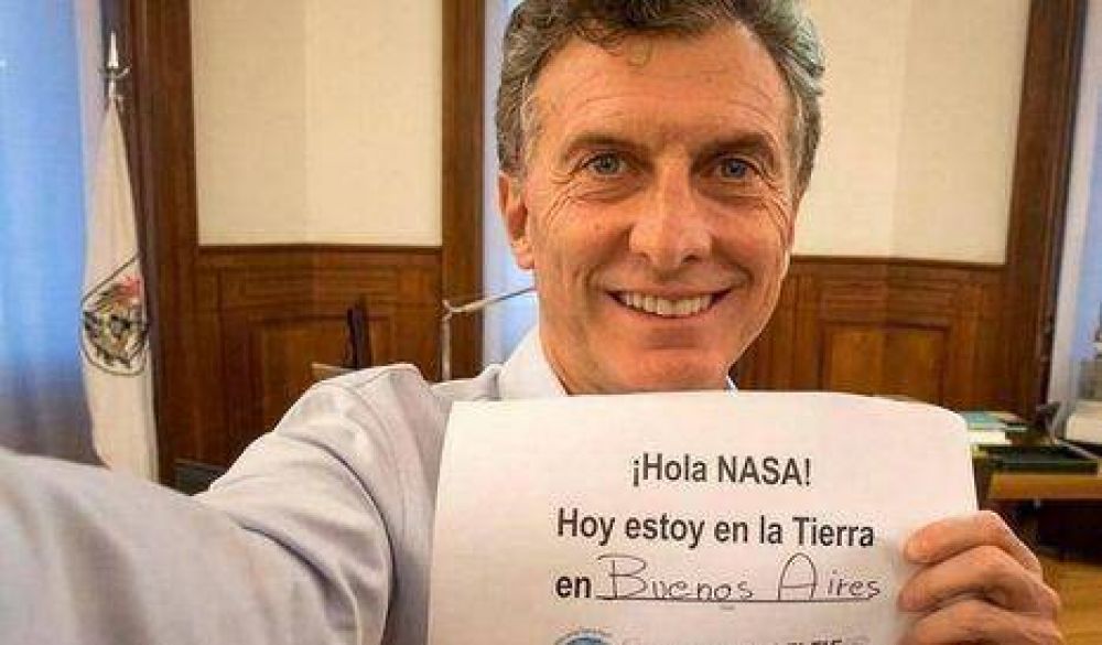 Macri se sum� a la #GlobalSelfie de la NASA
