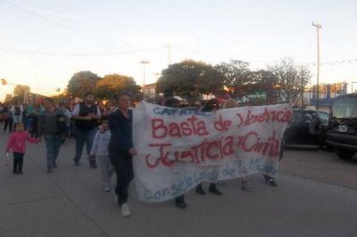 Marcharon en Catriel para exigir justicia
