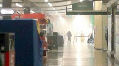Susto por un incendio en un local de un shopping