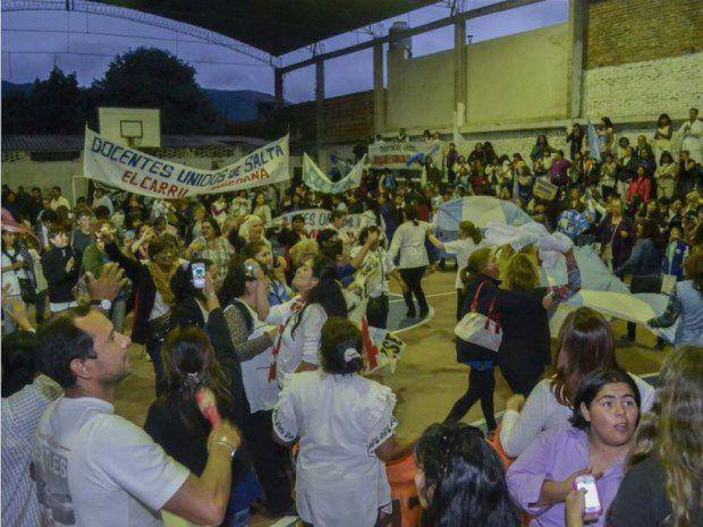 Los autoconvocados deciden hoy si contin�an con el paro
