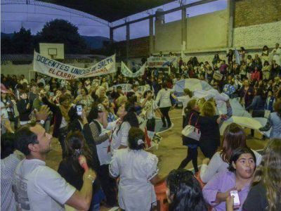 Los autoconvocados deciden hoy si contin�an con el paro