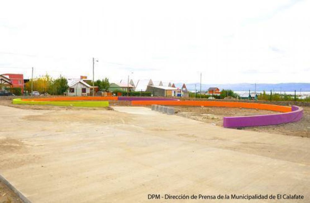 La Plaza del barrio 90 Viviendas se encuentra a un 80% de ejecuci�n