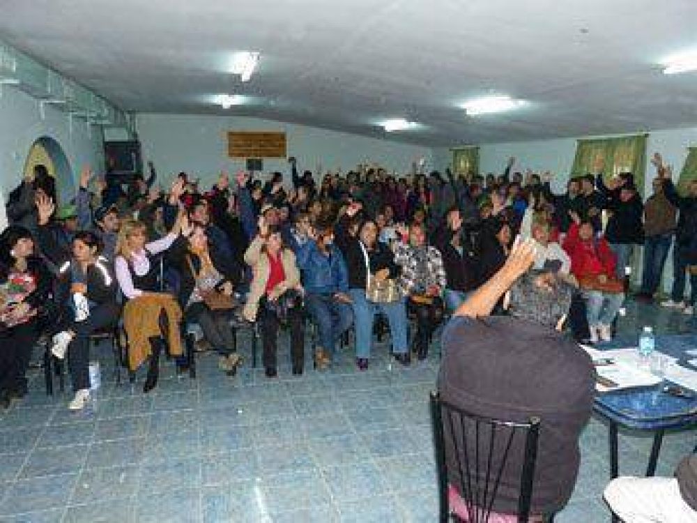 Municipales parar�n 48 horas por aumento salarial