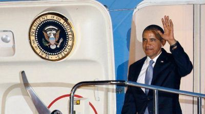 Barack Obama lleg� a Tokio y comer� sushi en el Metro
