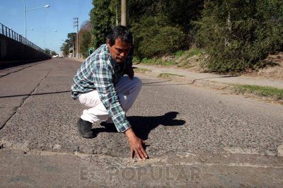 Reclaman por un accidente ocasionado por un pozo