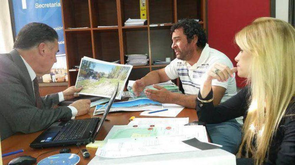 El Gobierno Municipal interviene en los espacios p�blicos que fueron utilizados como basureros