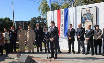 Posse, en el homenaje a 189 a�os de la epopeya de los 33 orientales