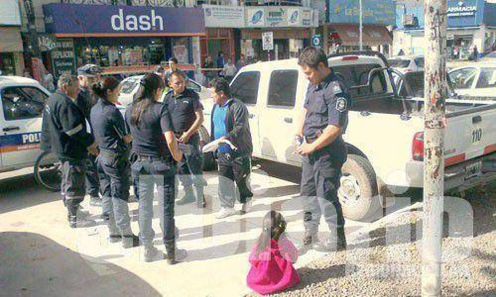 Dej� 4 horas encerrada en una camioneta a su hija de 4 a�os
