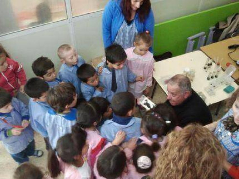 El Acercar pas� por Jorge Newbery y este jueves llega al barrio Pueyrredon