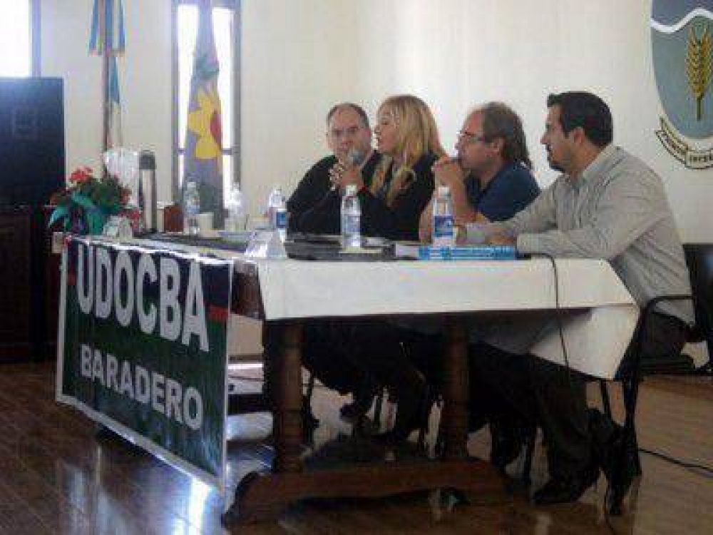Miguel Daz, Sec. Gral de UDOCBA, visit Baradero
