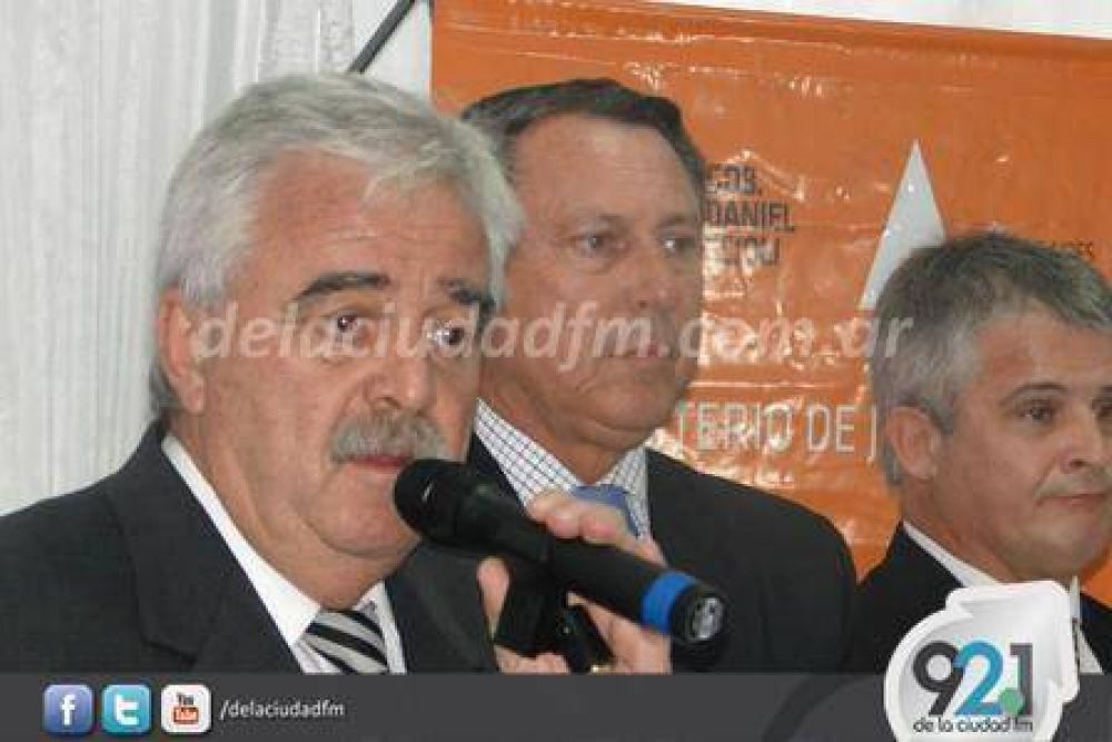 El Intendente destac� el ingreso de m�s guardiac�rceles locales al Servicio Penitenciario