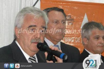 El Intendente destac� el ingreso de m�s guardiac�rceles locales al Servicio Penitenciario