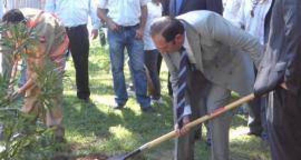Alperovich entierra las candidaturas de Manzur y de Jaldo: apoyar� a Betty