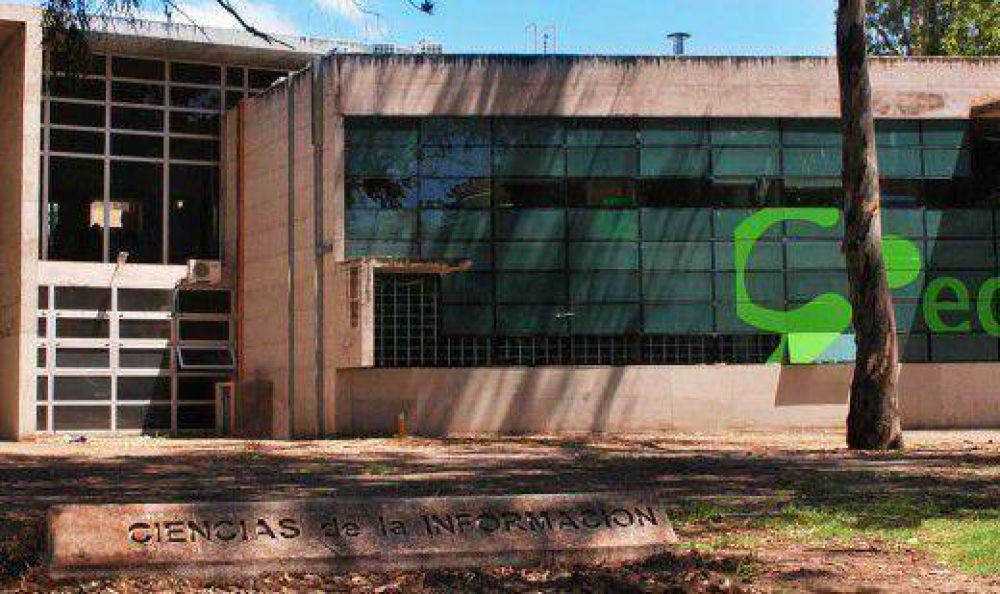 Jornada interclaustro por la Facultad de Comunicaci�n en la ECI