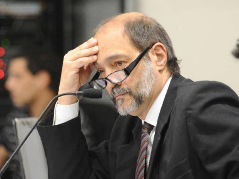 Procesaron a un ex jefe policial de Rosario por enriquecimiento il�cito