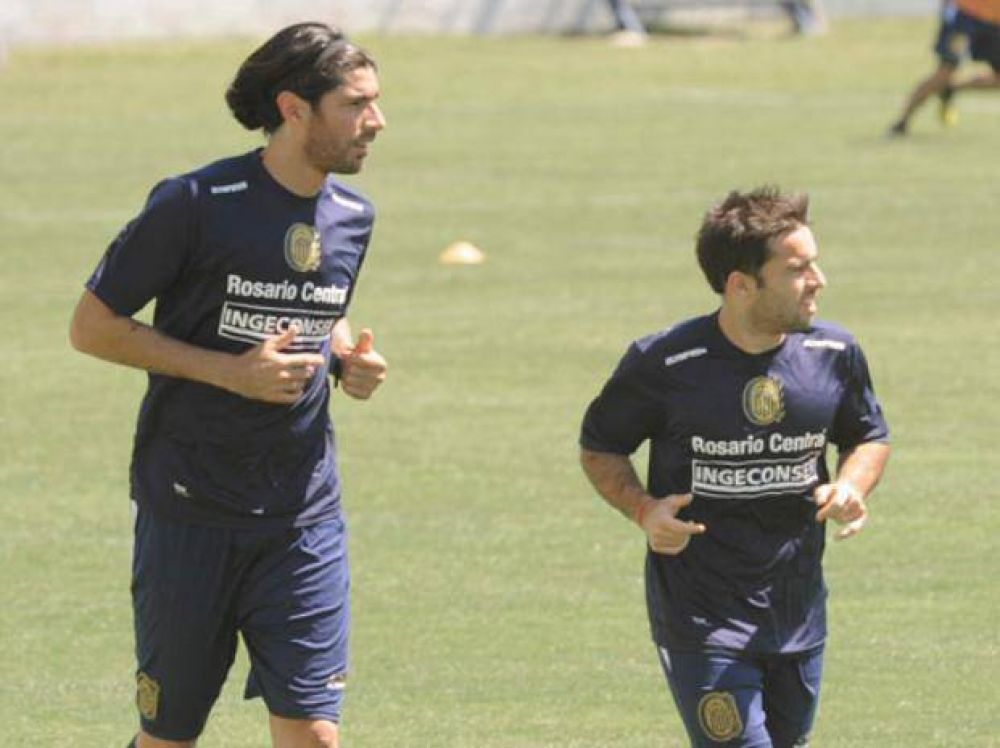 En Central persisten todav�a los problemas arriba y asoman Luna y Acu�a