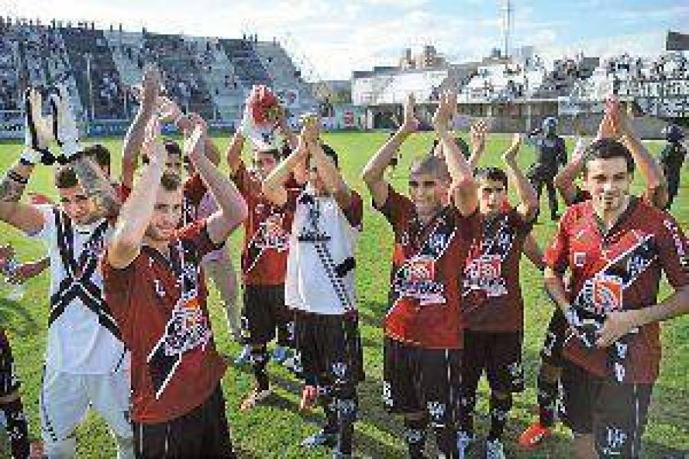 Central C�rdoba se clasific� por goleada