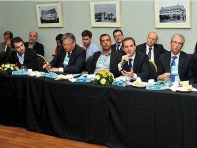 Pedido por la reactivaci�n del Belgrano