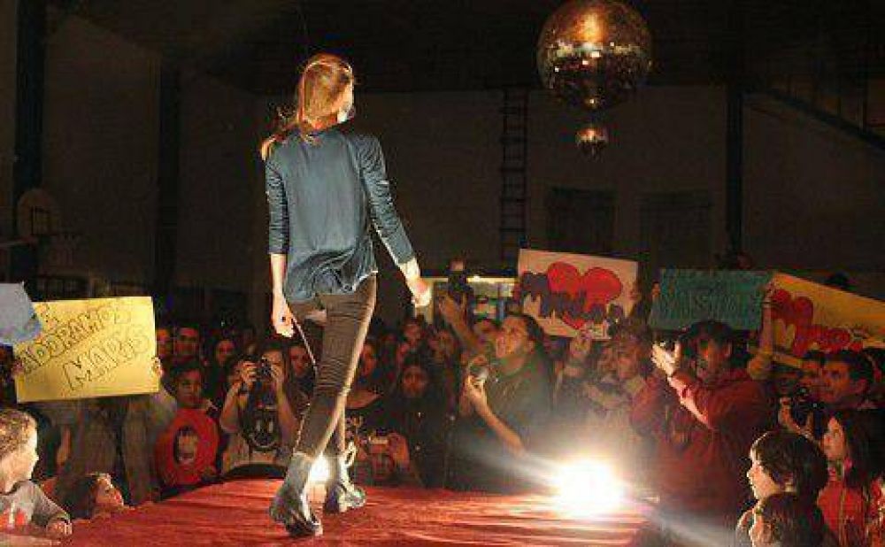 Doce candidatas para la Reina de los Arrayanes