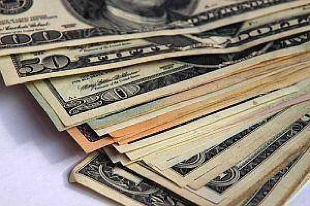 El blue se dispar� veinte centavos a $ 10,70. Central compr� u$s 110 M