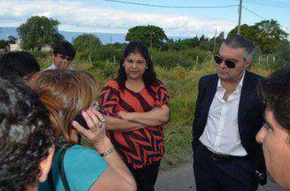 Valle Viejo: suspenden remate en Aguas Coloradas