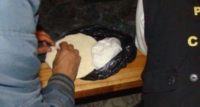 Desbaratan una banda que comercializaba drogas