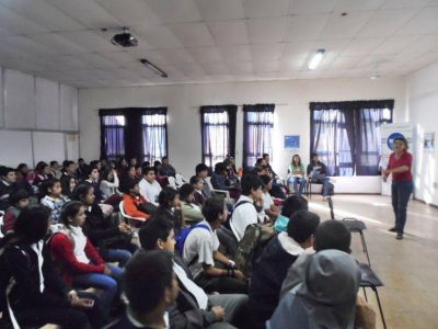 Charla sobre Derechos Humanos en Misi�n Laish�