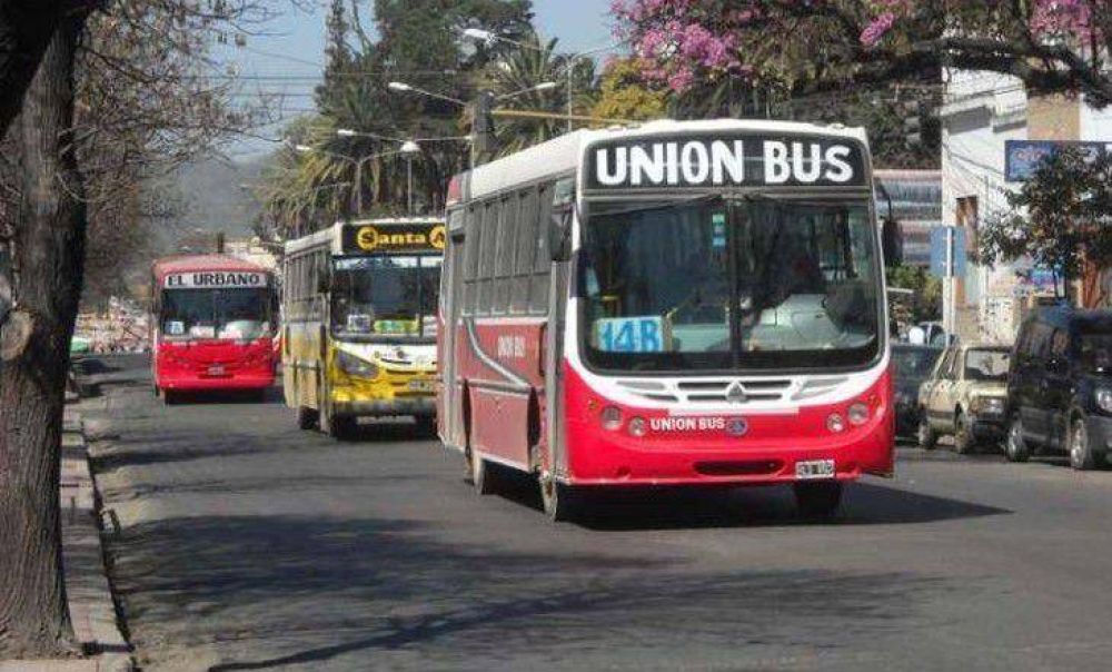 Choferes de colectivos en estado de alerta y movilizaci�n por falta de respuesta sobre controles al transporte ilegal en Jujuy