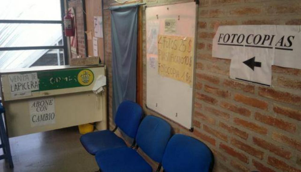 Tensi�n en el gabinete de Mestre por v�nculos con contratistas