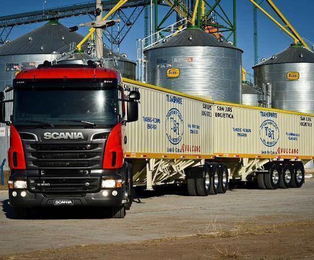 �El bi-tren ahorra combustible y rompe menos las rutas�