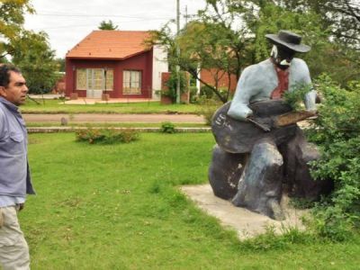 Merlo: vecinos reclaman m�s seguridad en la plaza del barrio San Agust�n