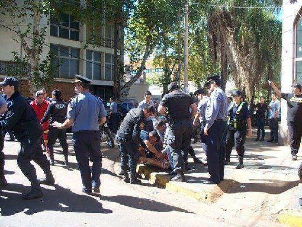 Por disturbios de la CCC en el centro detuvieron a cuatro personas
