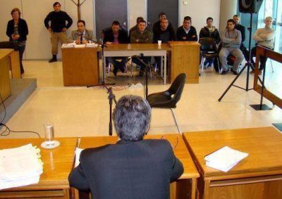 Acuartelamiento: la Polic�a sancion� a 9 de los acusados