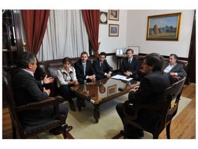 Gesti�n de residuos y borde costero en la agenda de Urribarri y Osuna
